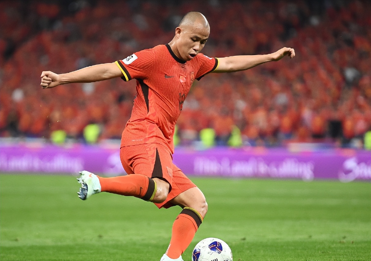 金年会首页-关于今晨足总杯焦点战，纽卡斯尔防线松动，压力陡增，年轻球员得到机会的信息